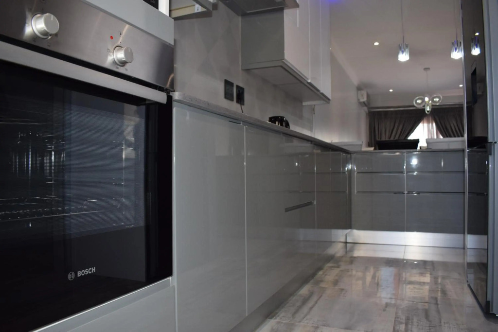 Aya Luxury Apartment 84