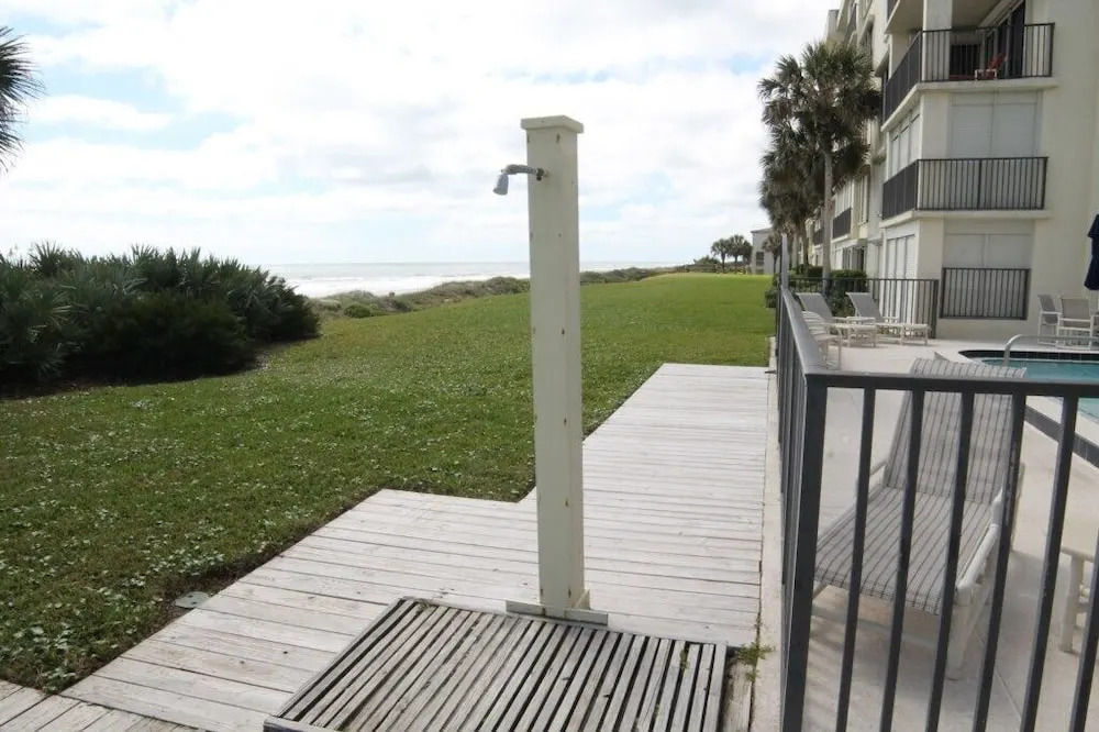 3 Bedroom Oceanfront Luxury Condo - Sand Dollar Iii, 205