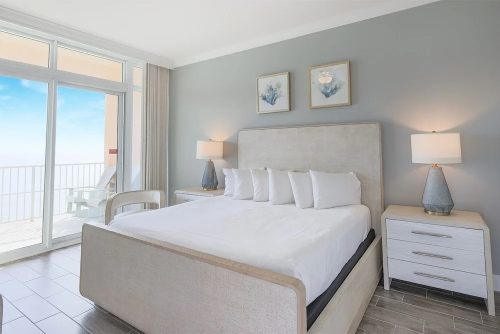 Phoenix Gulf Towers 1904 4 Bedroom Condo by Redawning