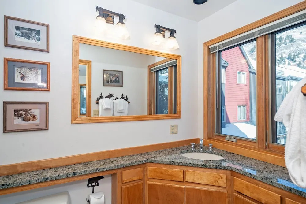 Lulu City 4B by Avantstay Beautiful Condo 100 Yards From Lift #7 Permit #:3639