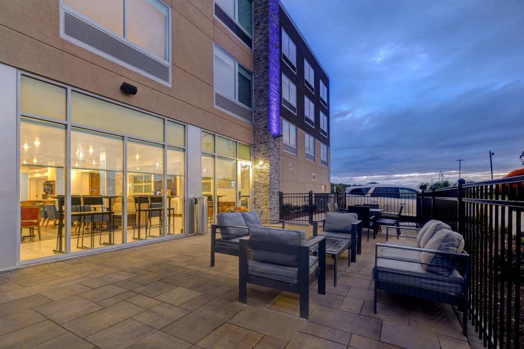 Holiday Inn Express & Suites - Ann Arbor - University South by IHG