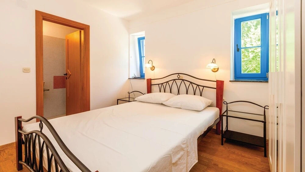 Apartments Lapida
