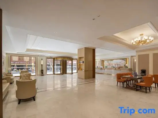 Vienna Hotel (Ganzi Gesar Wangcheng 317 National Road Chuanzang Road Branch)