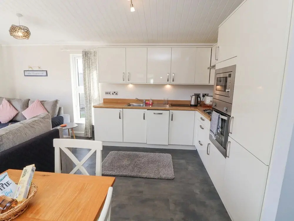 Duckling Lodge
