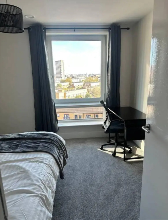Cosy, Comfy 2 Bed Apartment Canary Wharf