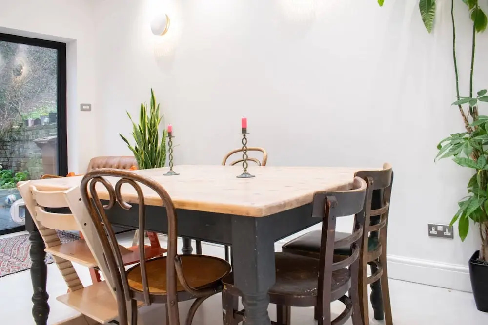 Stunning 5 Bedroom Family Home in East London
