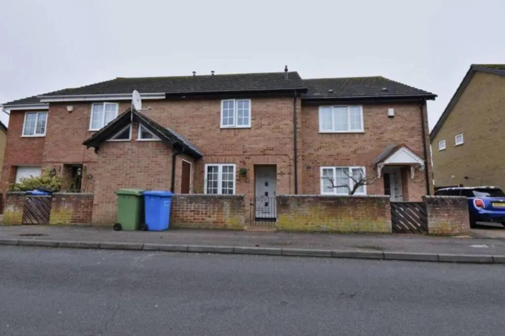 Swafield House - Parking - Modern 2 Bed - Marvello Properties