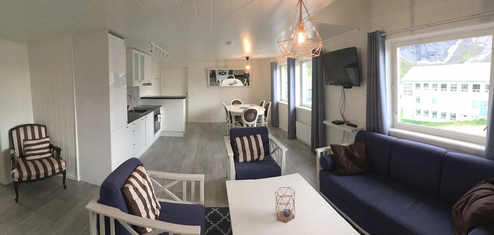 Lofoten Bed & Breakfast Reine - Rooms & Apartments