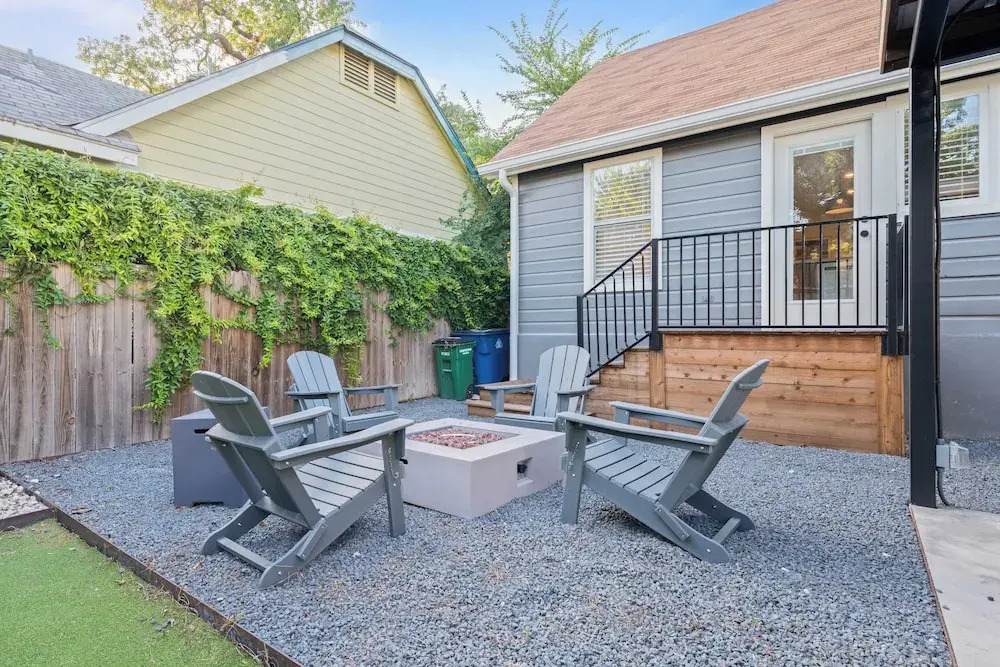 Casa Que Canta by Avantstay Private Pool, Firepit & Walkable East Austin Gem
