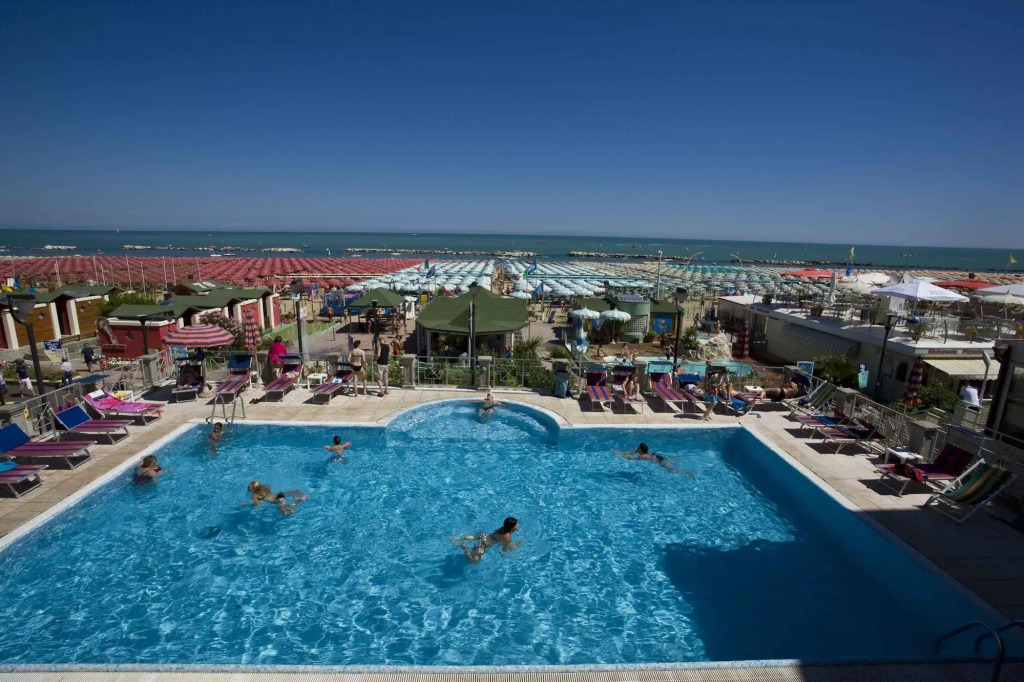 Hotel Sayonara