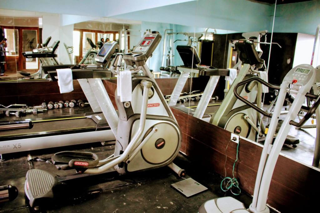 FabHotel Chris - Whitefield near KTPO & ITPL