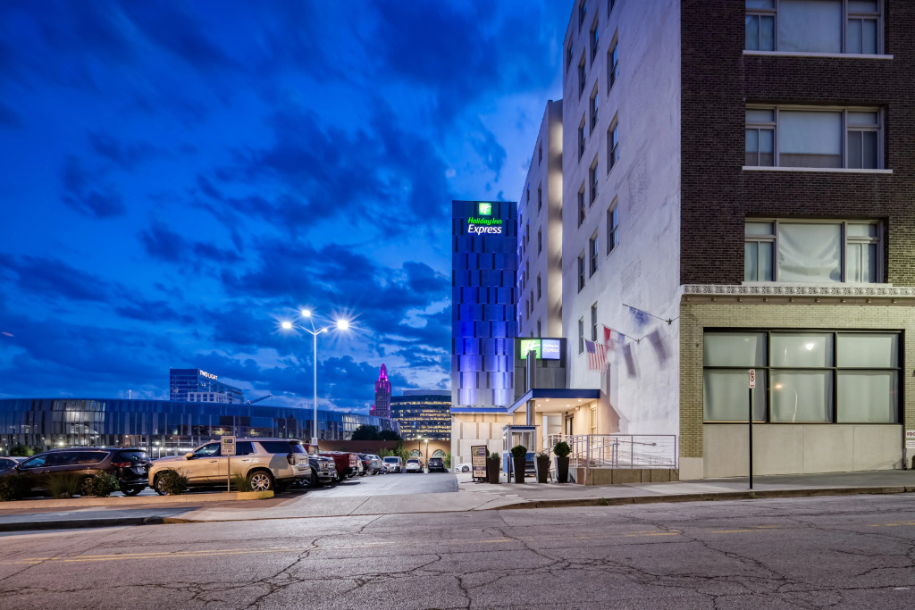 Holiday Inn Express Kansas City Downtown