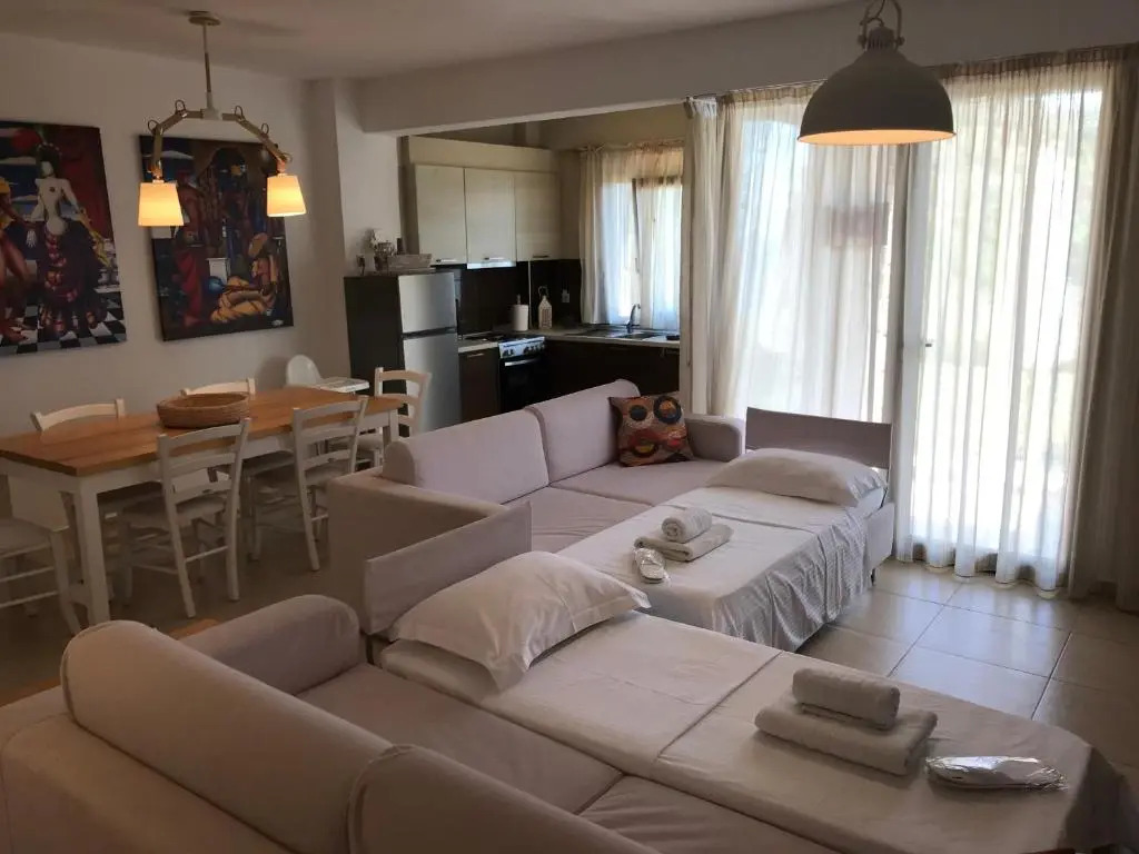 Koumaros Villas