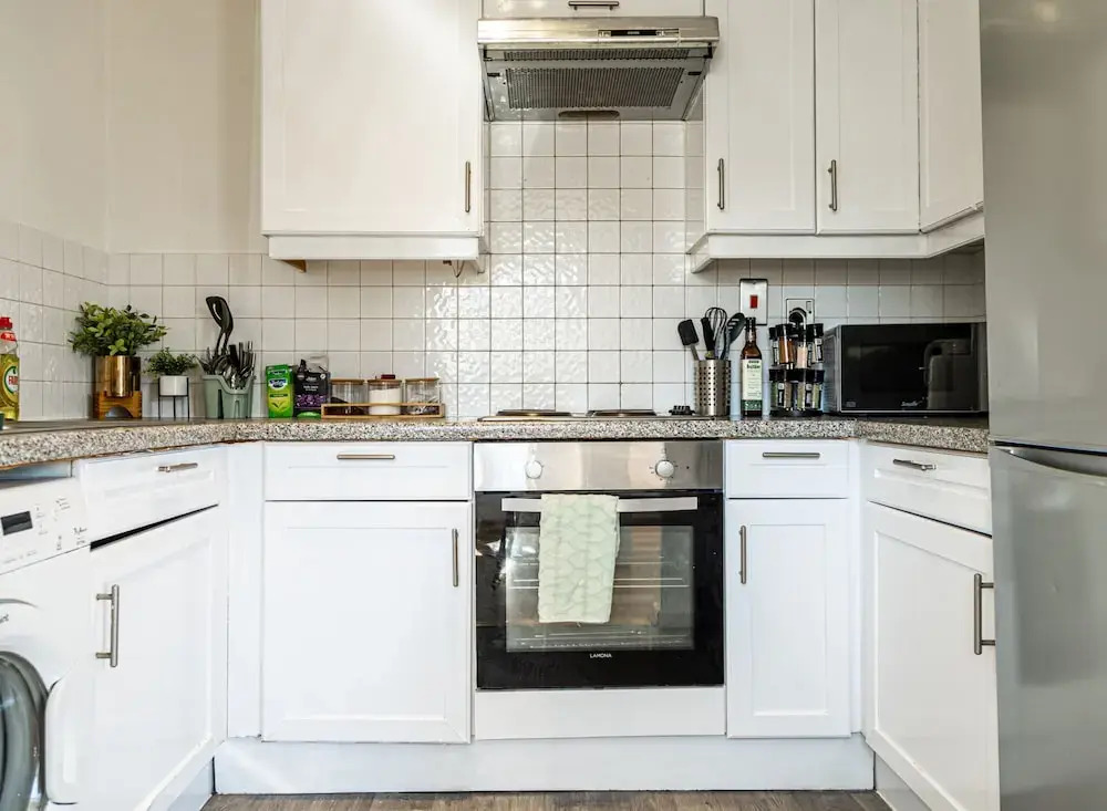 Apartmentsleeps6-parking-familyfriendly-citystay