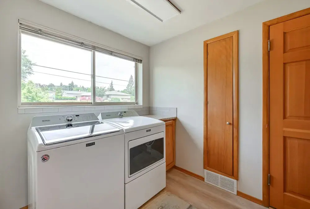 Family-friendly Yakima Escape w/ Yard & Pool!