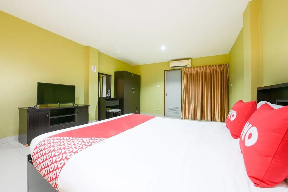 OYO 440 Season 5 Residence