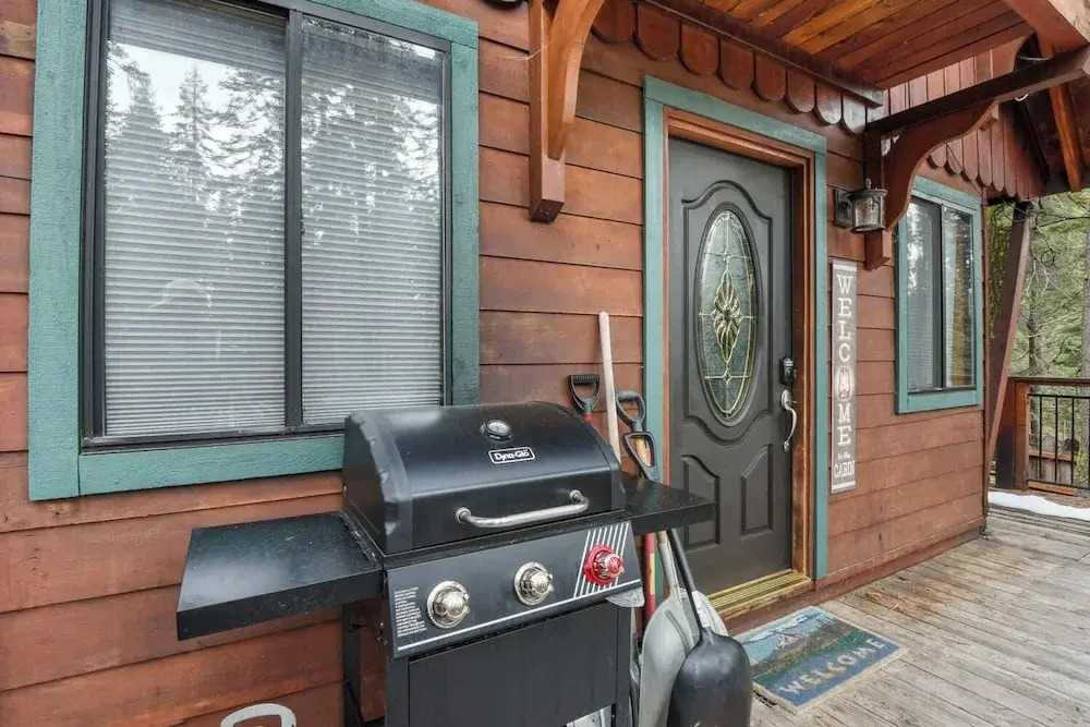 Tahoe Pines Cabin