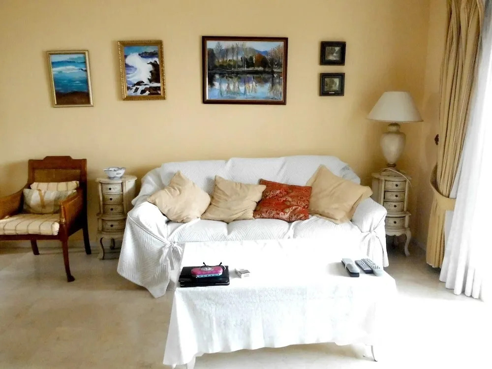 Apartment with 2 Bedrooms in Marbella, with Shared Pool, Furnished Balcony And Wifi - 500 M From the Beach