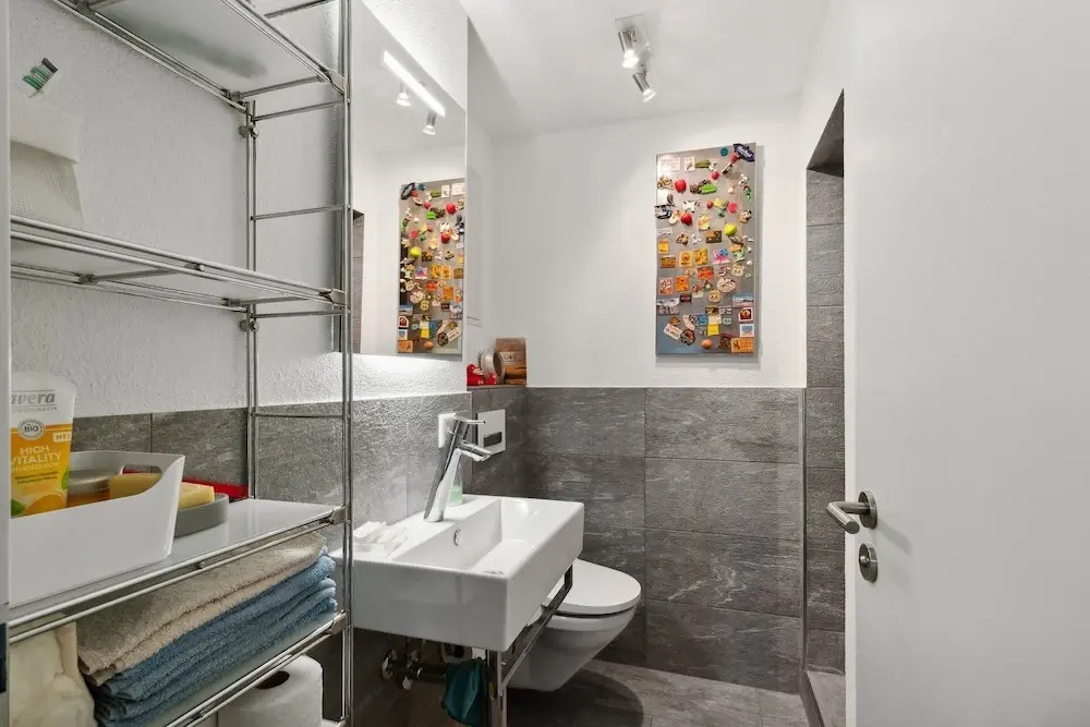 VK - VB - Zürich Airport - Homestay - Villa Bänikon