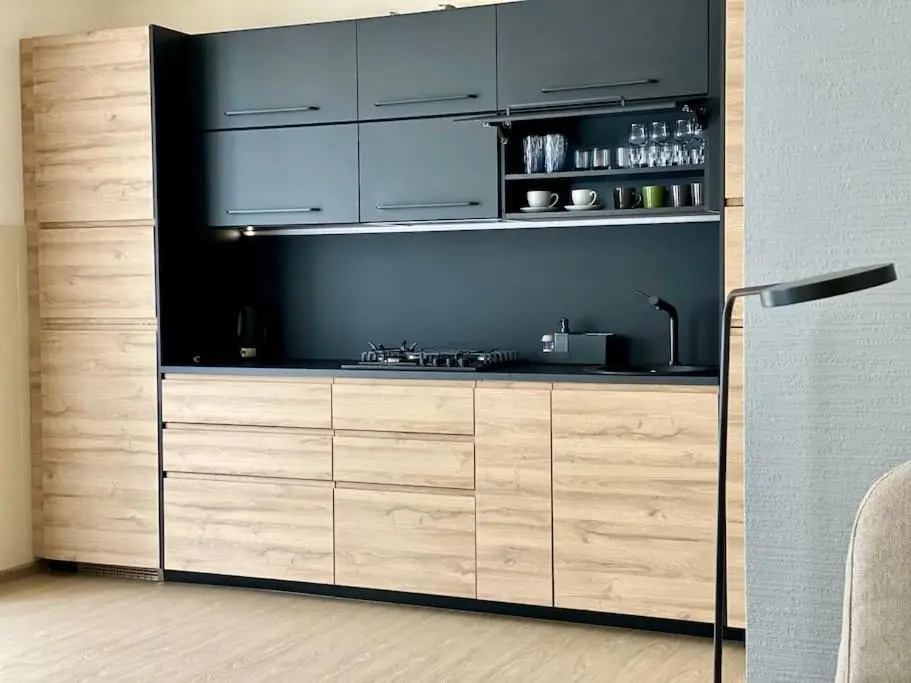 CITY HALL Studio Apartment by Hostlovers