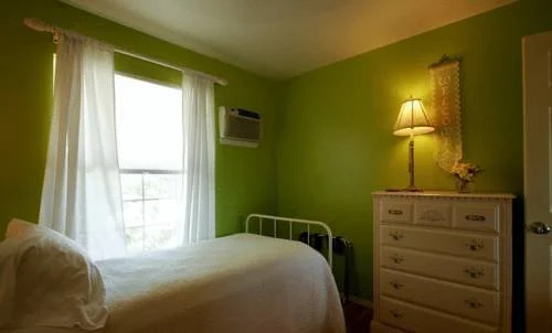 Pennys Place Inn Paradise