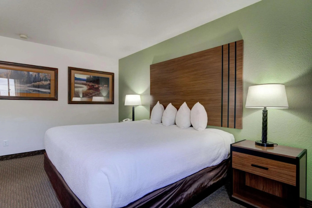Ridgeline Hotel at Yellowstone, an Ascend Collection Hotel