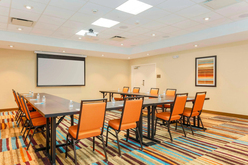 Fairfield Inn & Suites by Marriott Decatur at Decatur Conference Center