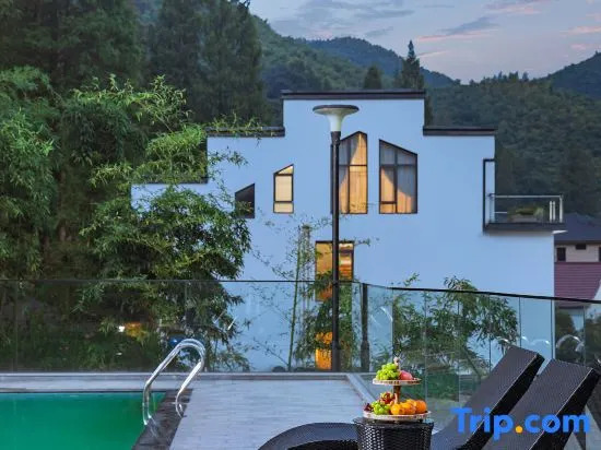 Anji Yicheng Yunshang Grassland Mountain Resort B&B
