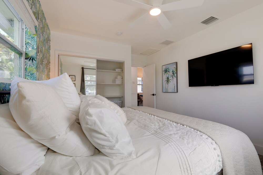 Intracoastal Getaway! North Palm Beach Apartment