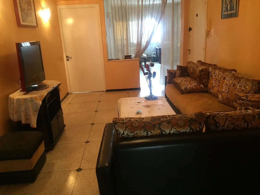 Property located in a quiet area close to the train station and town