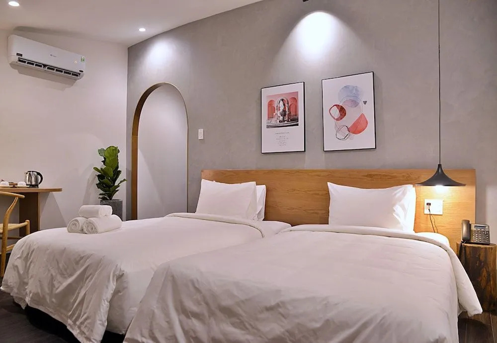 New Hotel
