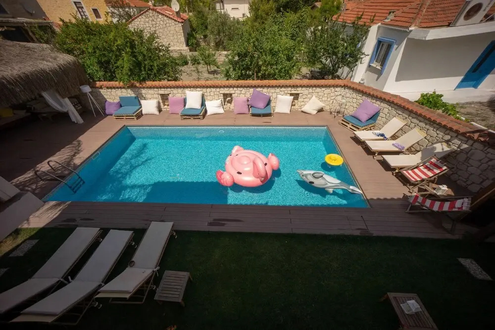 Nobela Hotel