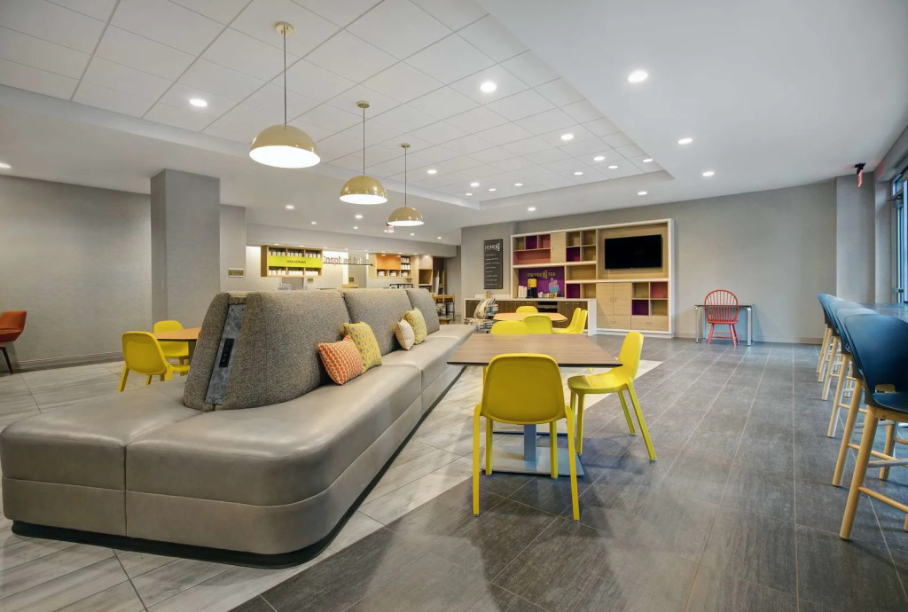 Home2 Suites By Hilton Milwaukee Downtown
