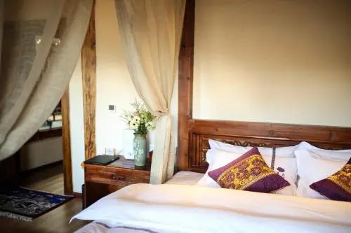 Shangri-La Wenqu Alley Shan Yuan Homestay