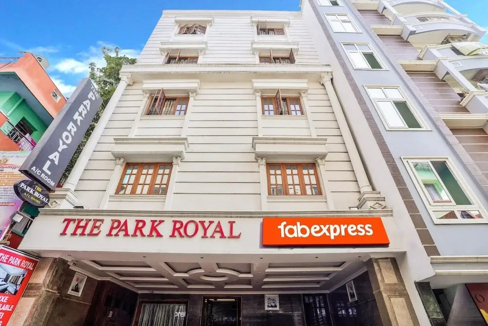 The Park Royal by FabHotel