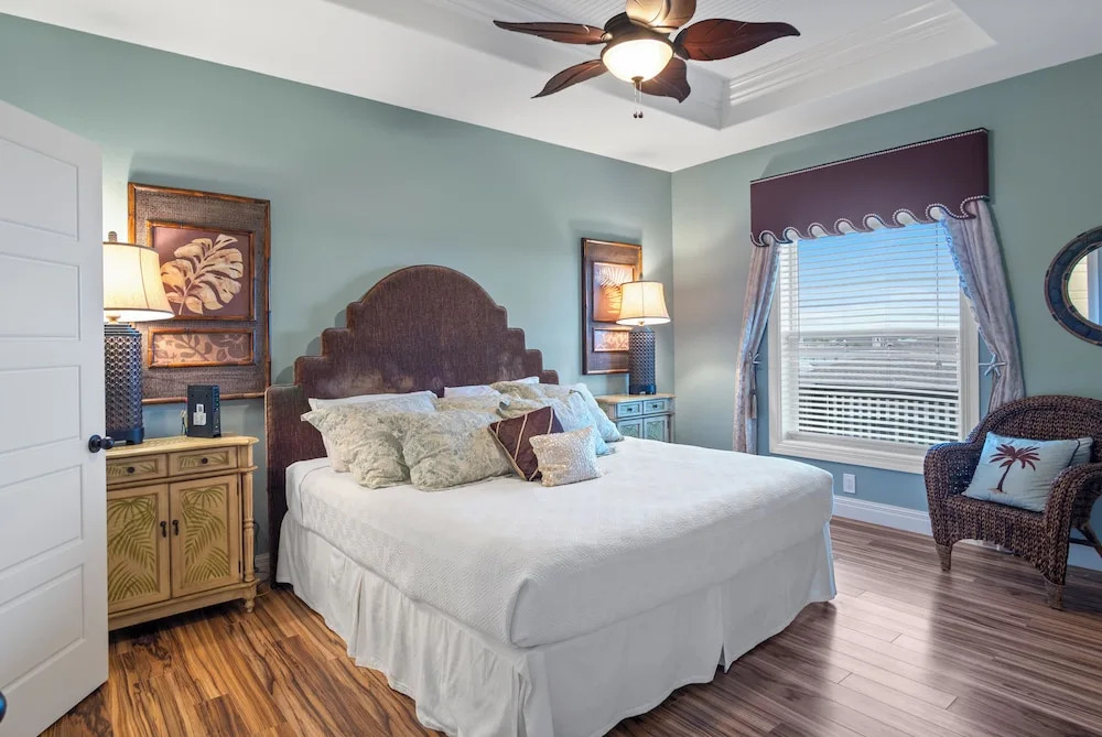 Baja Breeze by Silver Sands Vacation Rentals