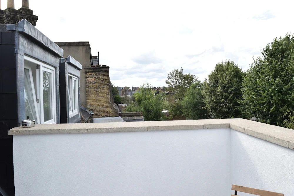 Modern 2 Bedroom Apartment in Balham