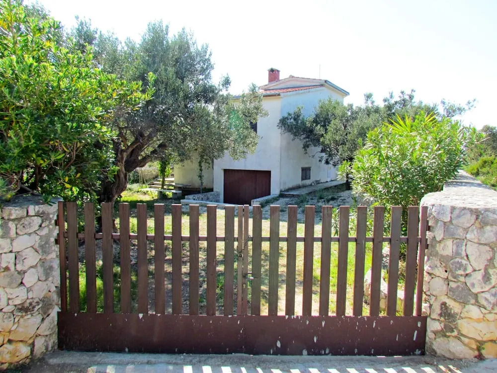 House Leposlava