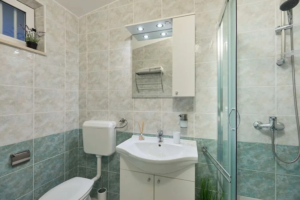 Apartment Aria