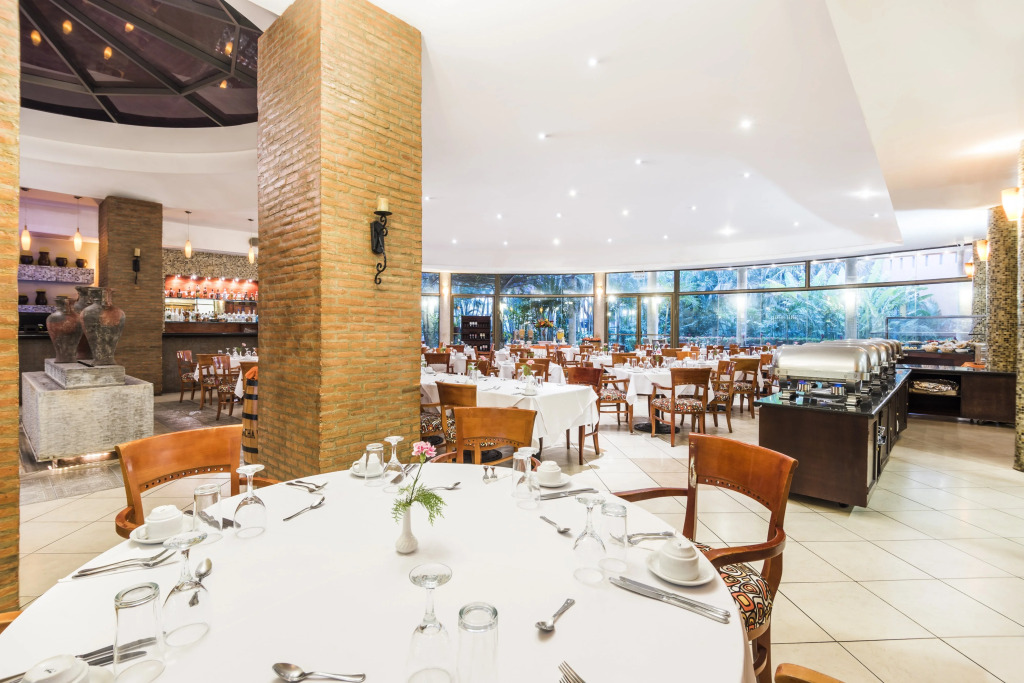 Holiday Inn Convention Center by IHG