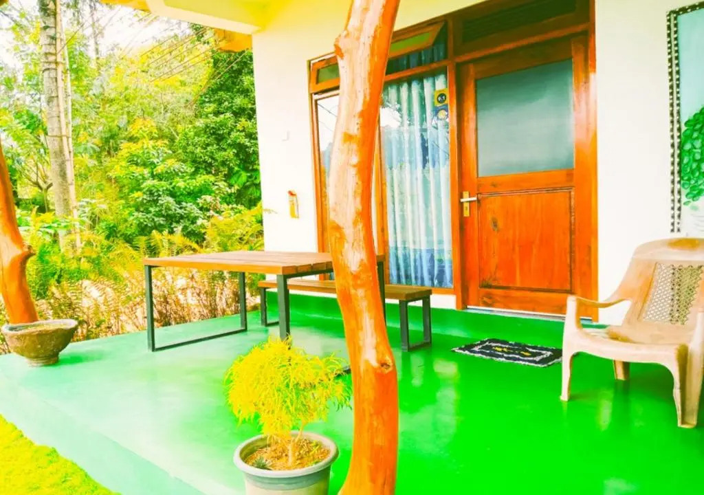 GAIA ELLA Ecolodge and Yoga Centre