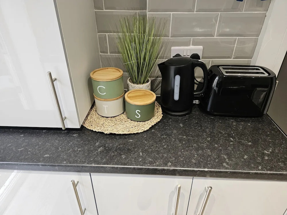 Skyline Remarkable 2-bed Apartment in Swansea