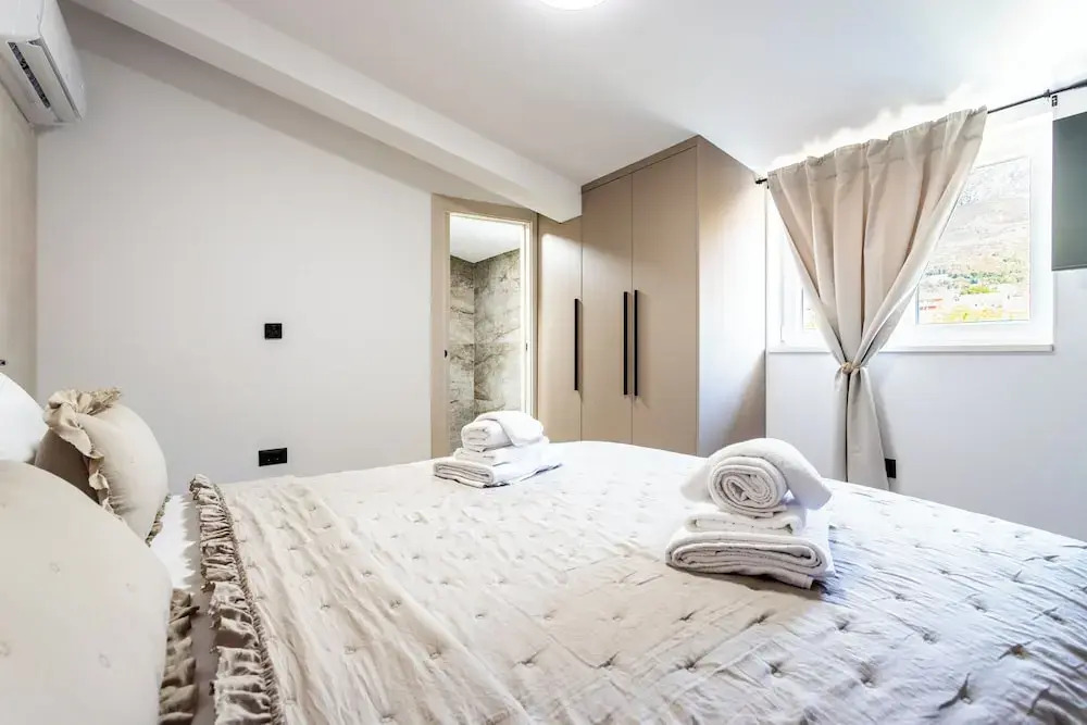 Luxury apartments Marino near beach