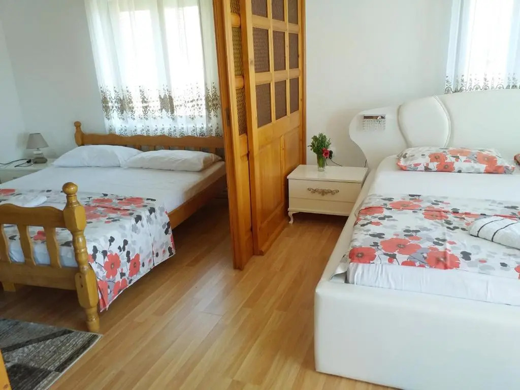 Guest house Naser