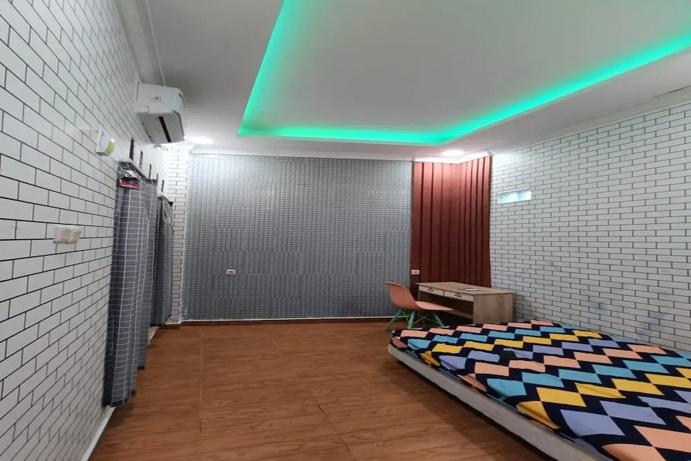OYO Life 93158 Kost Asaka