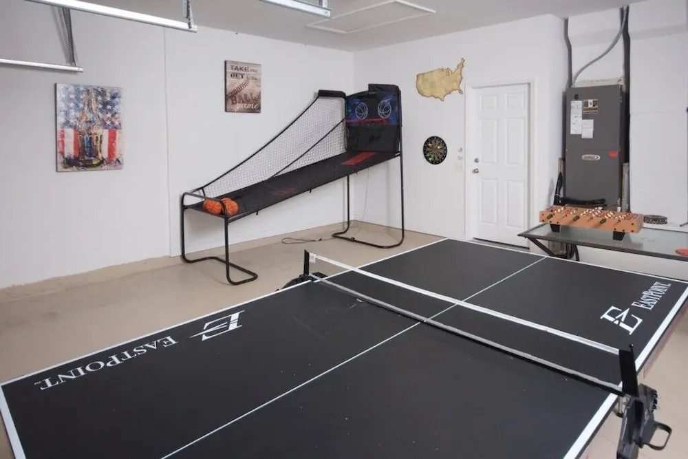 4 Bed Private Pool With Game Room 4 Bedroom Home by RedAwning