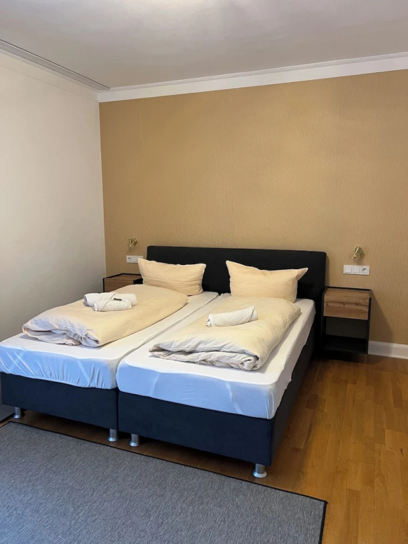 Re Hotel