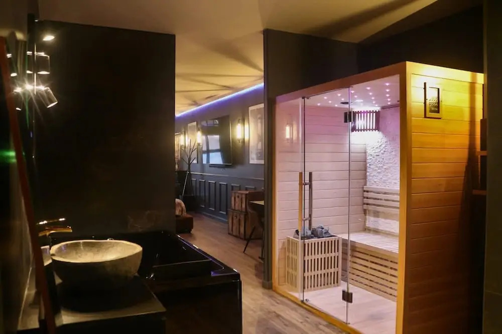 La Suite des Arcades Grand Place Sauna et Balneo