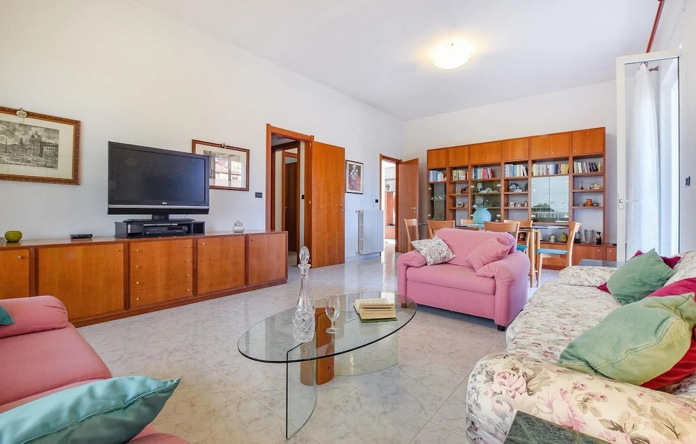 Awesome Home in Ragusa With 3 Bedrooms and Wifi