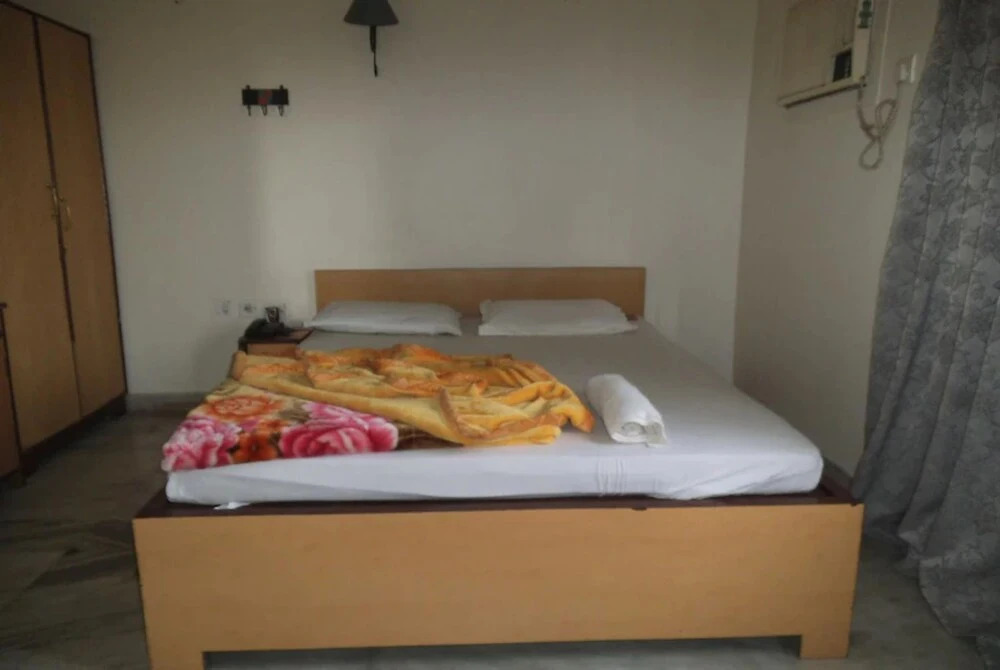 Central Guest House